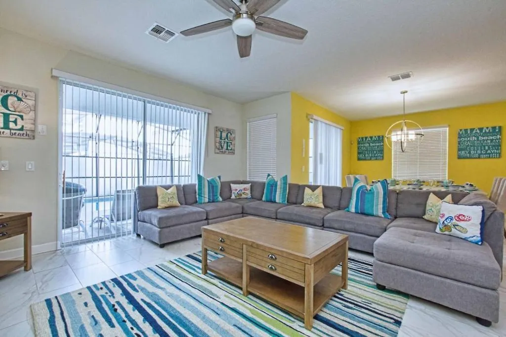 Storey Lake-6 Bedroom Pool - 1675st Holiday home *