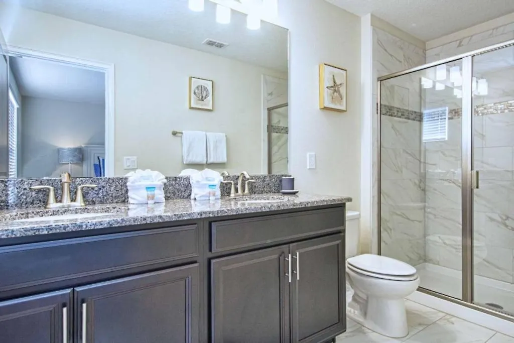 Storey Lake-6 Bedroom Pool - 1675st