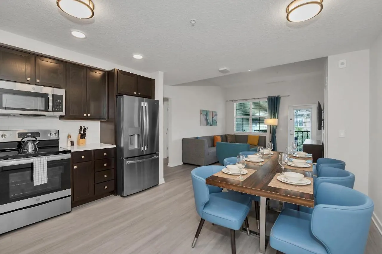 4013 Breakview Drive *