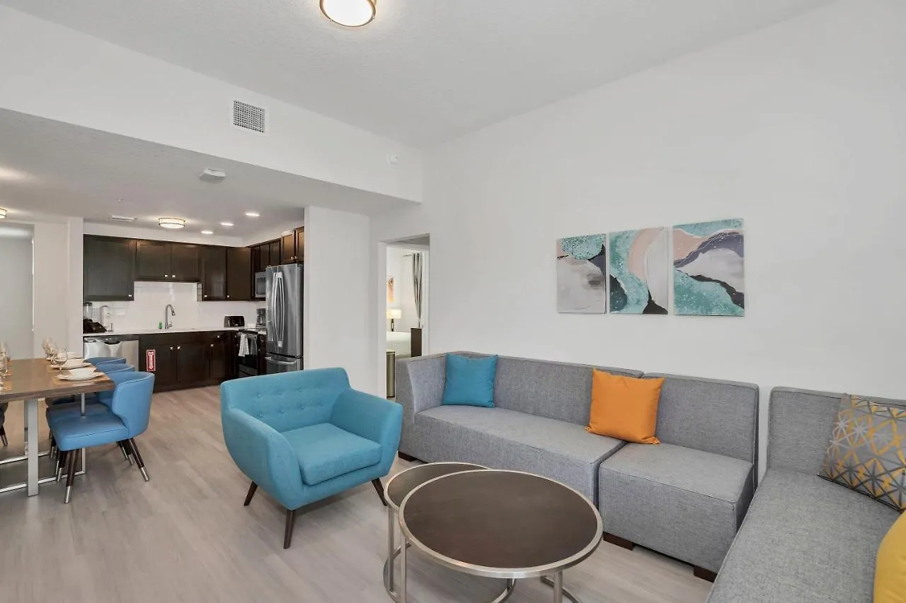 Apartment 4013 Breakview Drive *