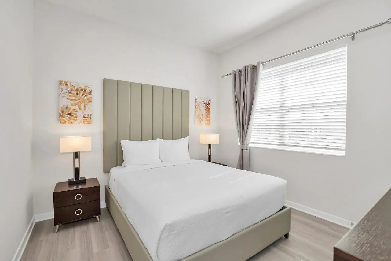 4013 Breakview Drive Apartment *
