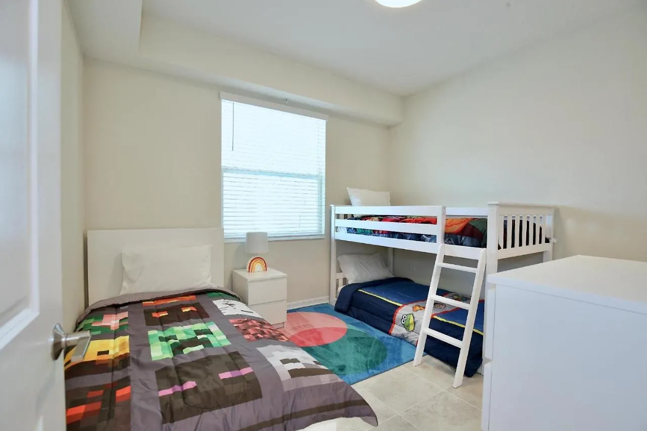 Apartment Beautiful In Lux Storey Community 10 Miles To Disney! *