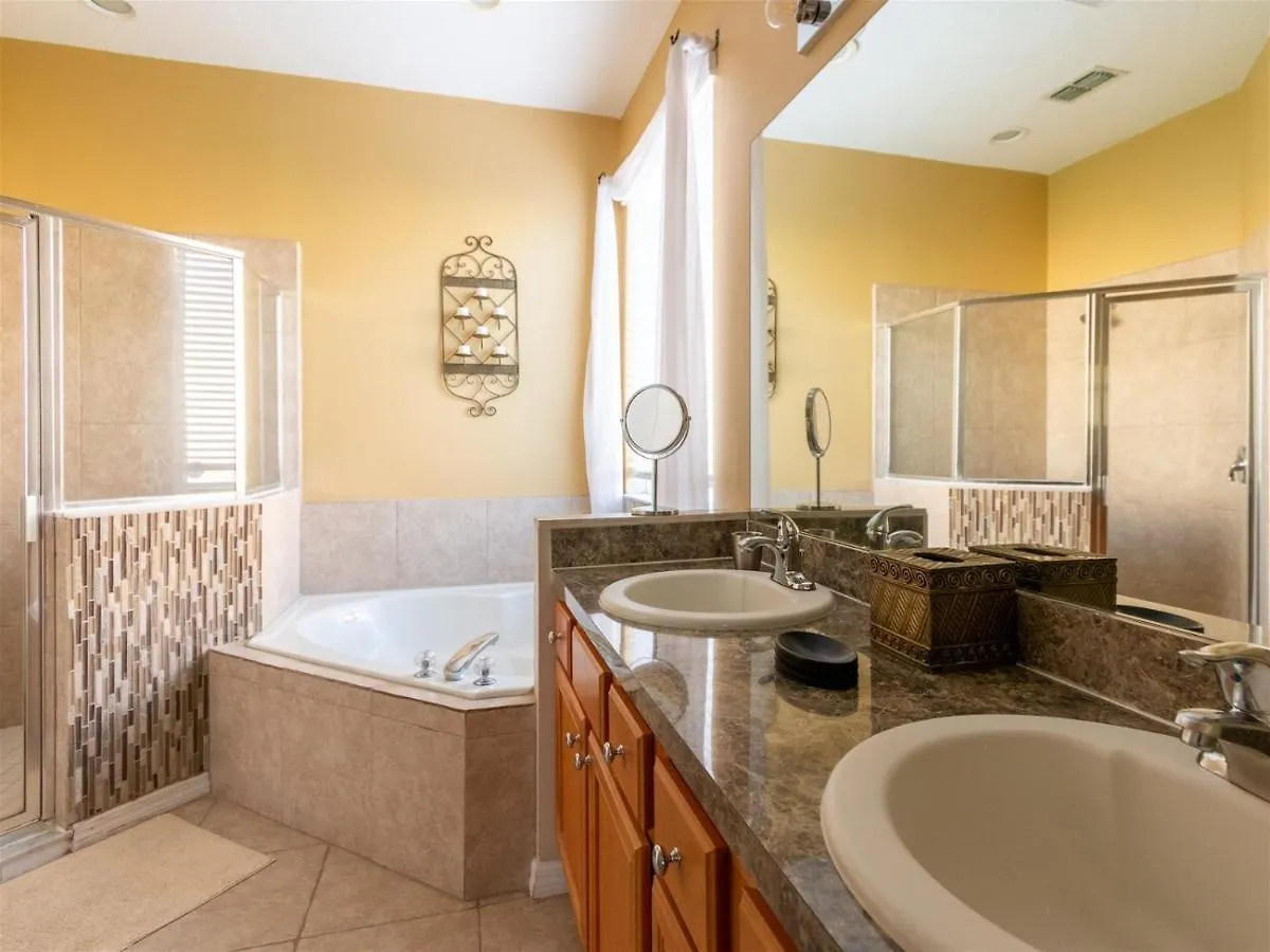 7 Bedrooms In Large Private Vacation By Florida Dream Homes