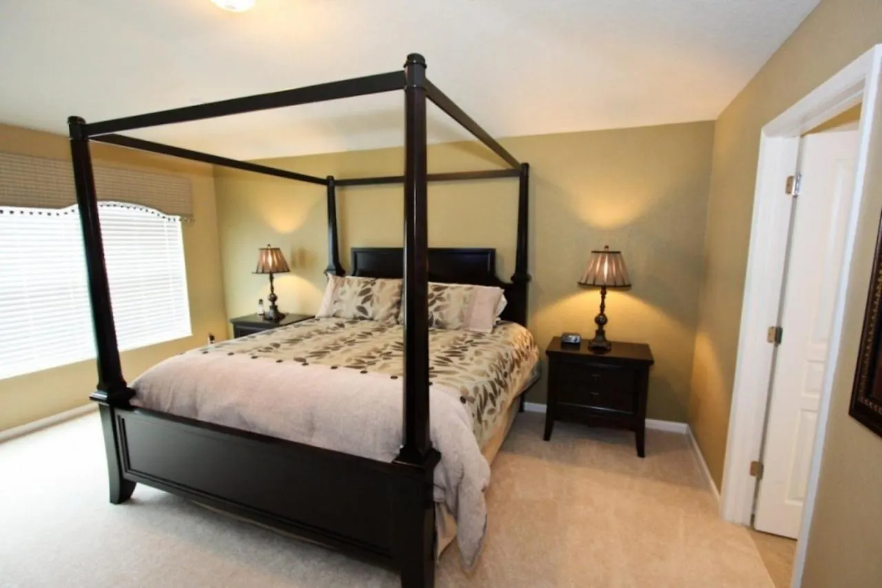 Stunning 6 Bedroom 4 Bath With Private South Facing Pool * Orlando