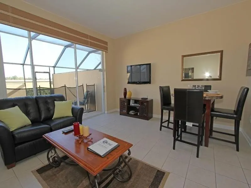 Sunny 3 Bedroom 3 Bath Townhome In Windsor Hills
