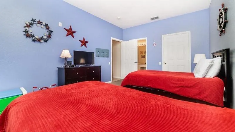 Spacious 3 Bedroom In Windsor Palms Gated بيت للعطل