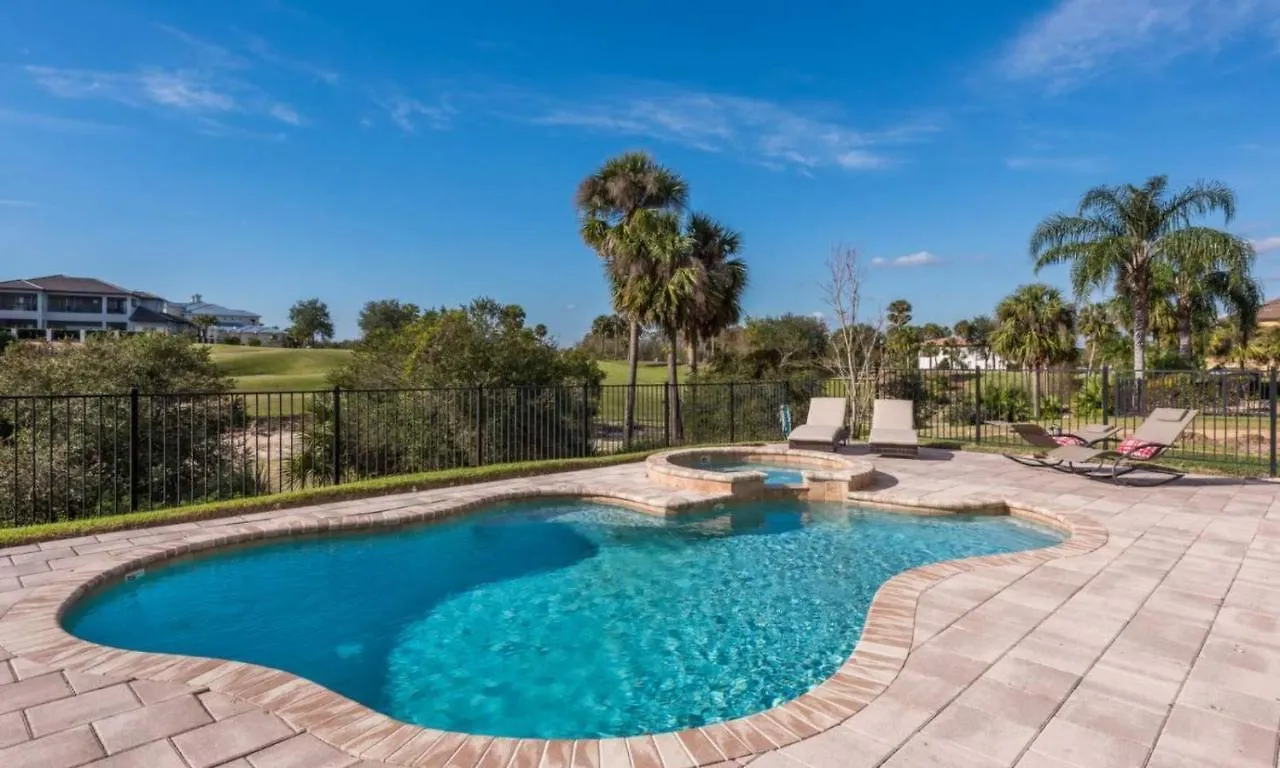 Classic 4 Bdrm With Golf Course Views At Reunion *