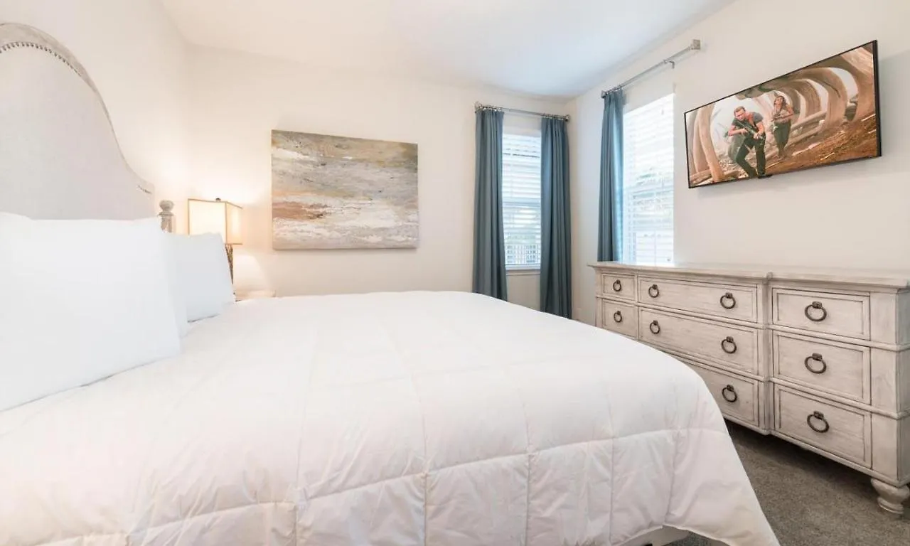 Wonderful 13 Bdrm With Private Theater At Reunion