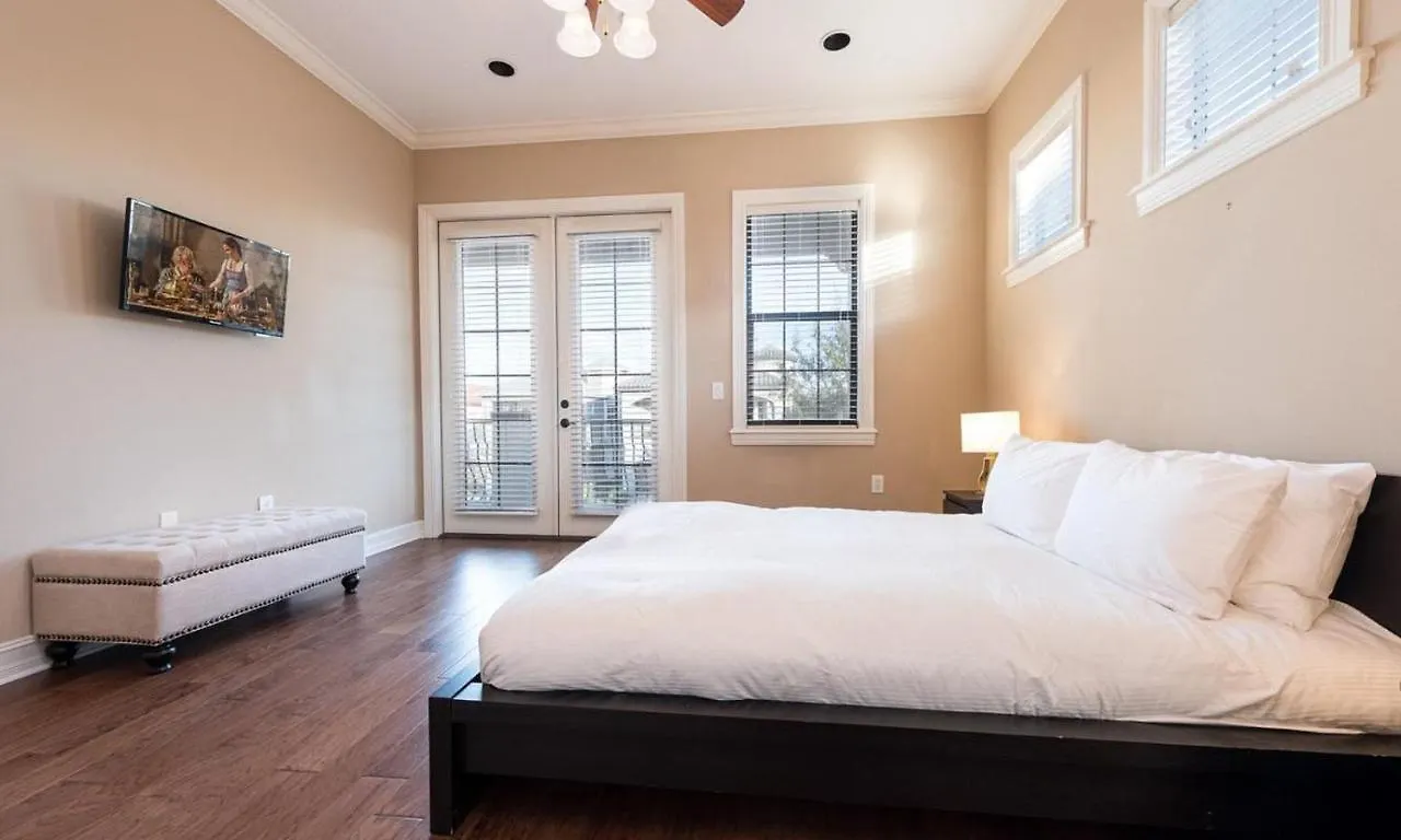 別荘 Classic 4 Bdrm With Golf Course Views At Reunion