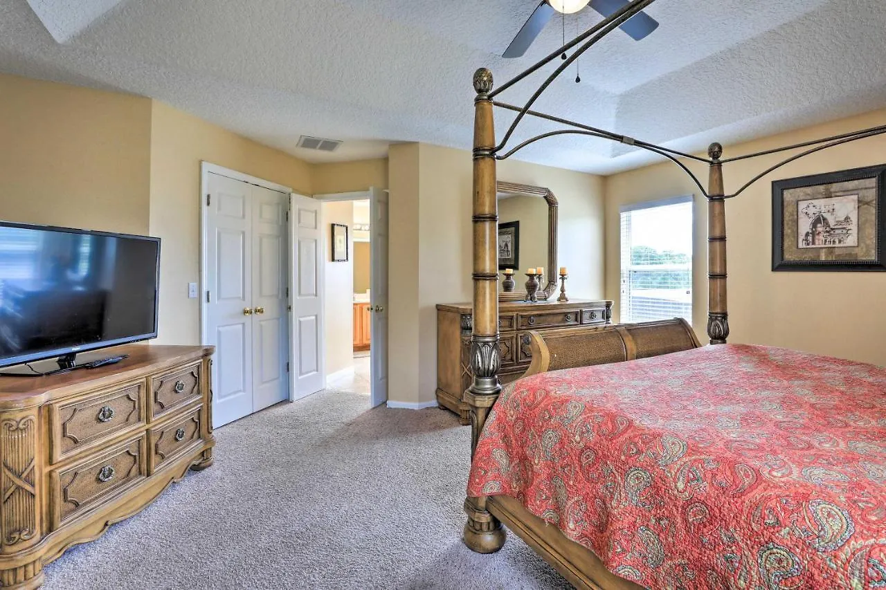 Semesterbostad Spacious Family With Game And Pool Kissimmee