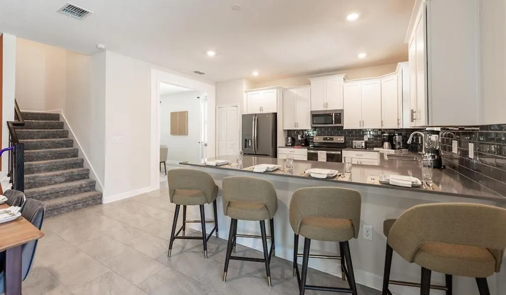 4563nl - Storey Hunters Creek