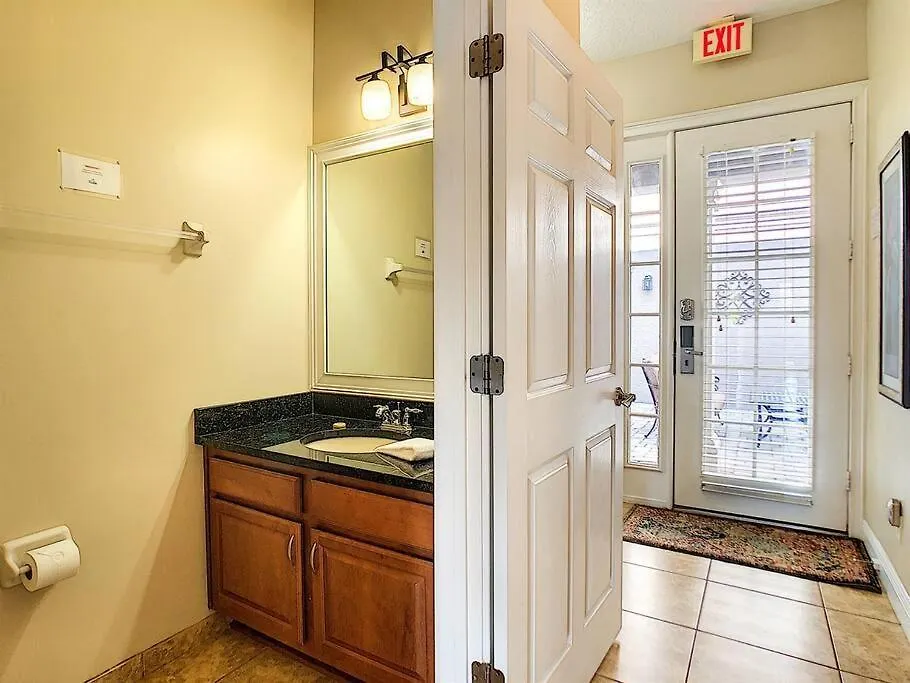 Two King En-suites …inside The Prestigious Reunion