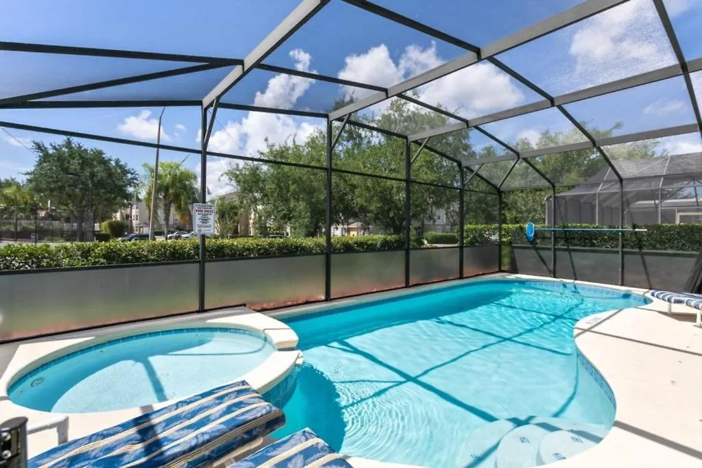 4 Bedroom 3 Bath South Facing Pool קיסימי