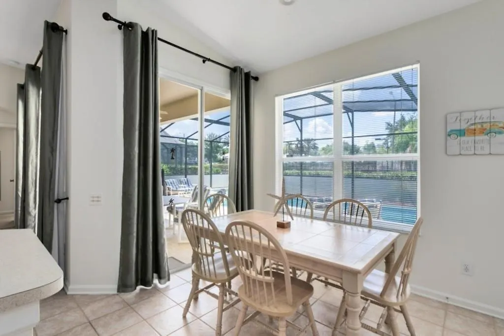 וילה 4 Bedroom 3 Bath South Facing Pool קיסימי