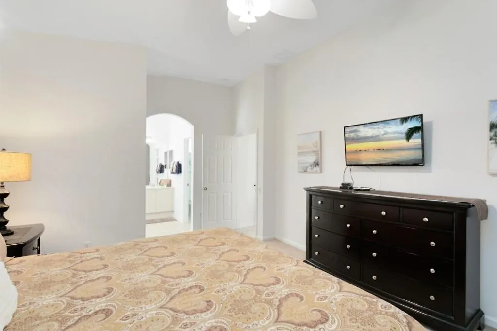 4 Bedroom 3 Bath South Facing Pool וילה קיסימי