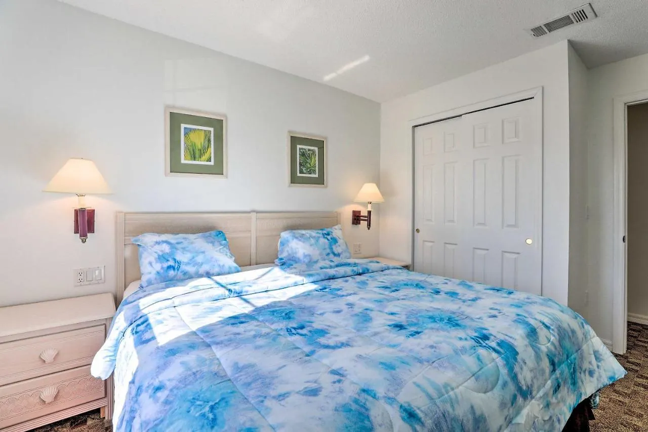 Townhome With Balcony, 7 Miles To Disney! Holiday home *
