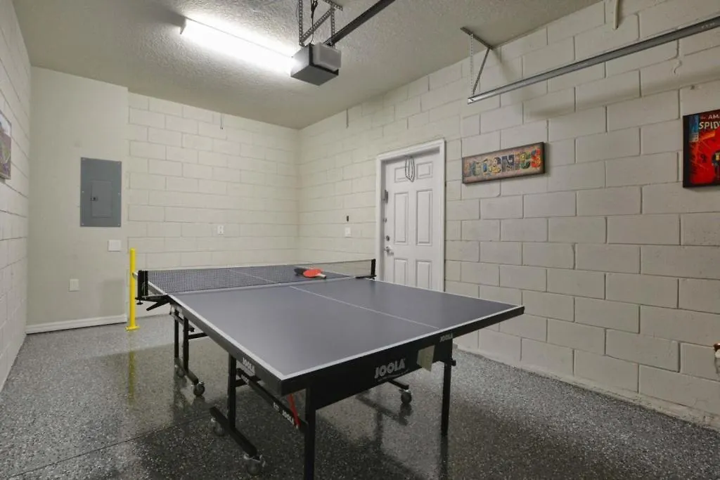 Windsor-5 Bed Townhouse W Splashpool-3815ww *