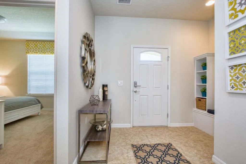 Windsor-5 Bed Townhouse W Splashpool-3815ww *