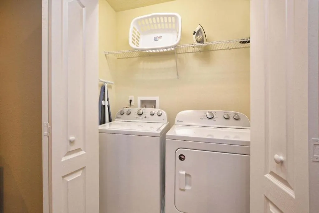 Windsor-5 Bed Townhouse W Splashpool-3815ww Kissimmee