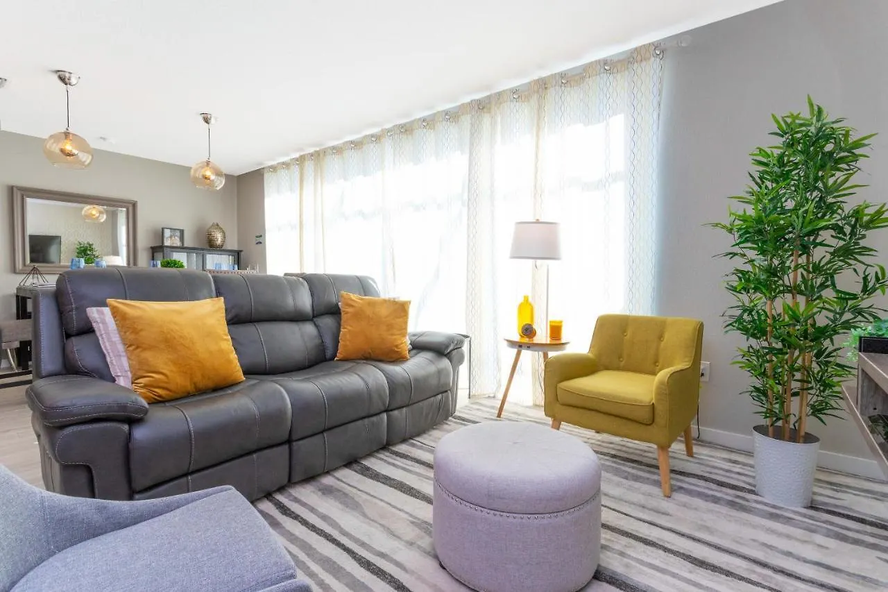 Gorgeous And New House At Le Reve *