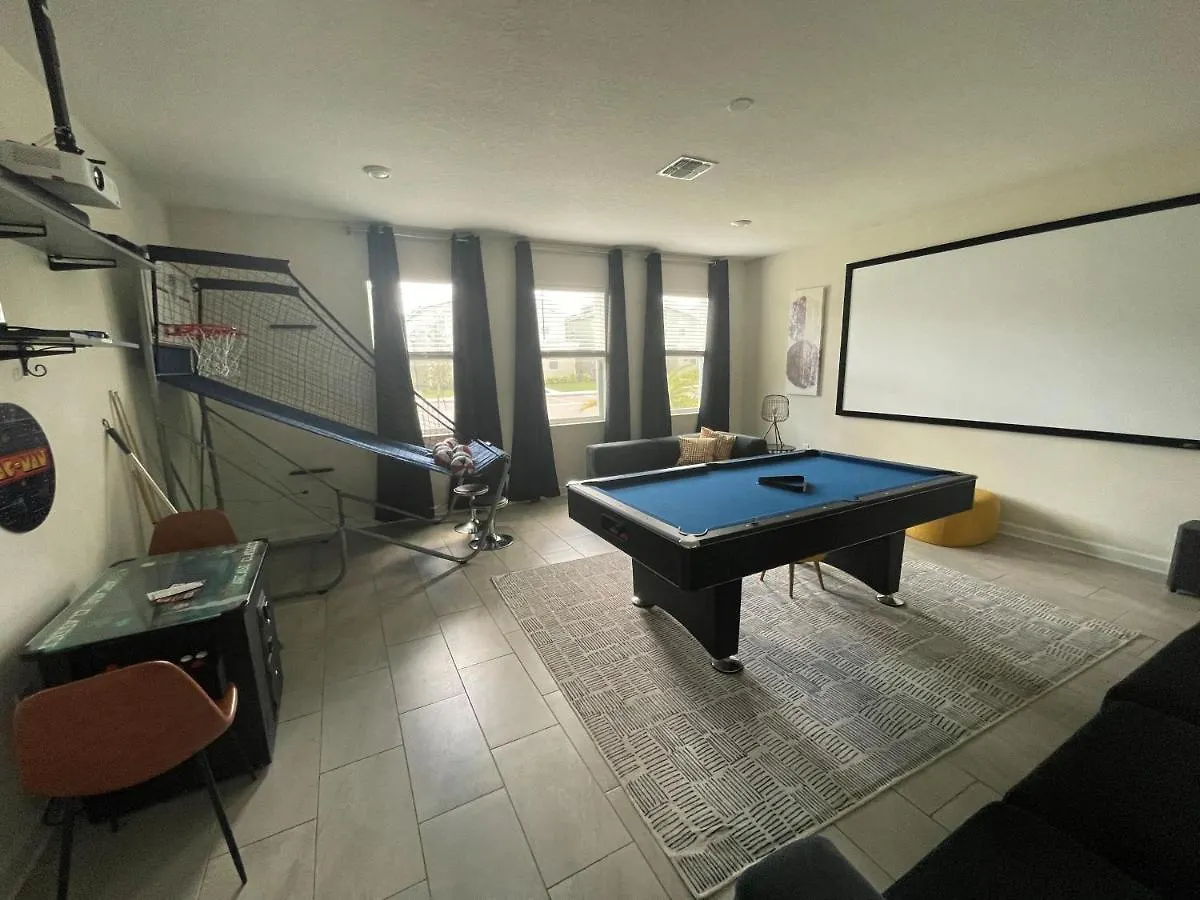 4563nl - Storey Holiday home *