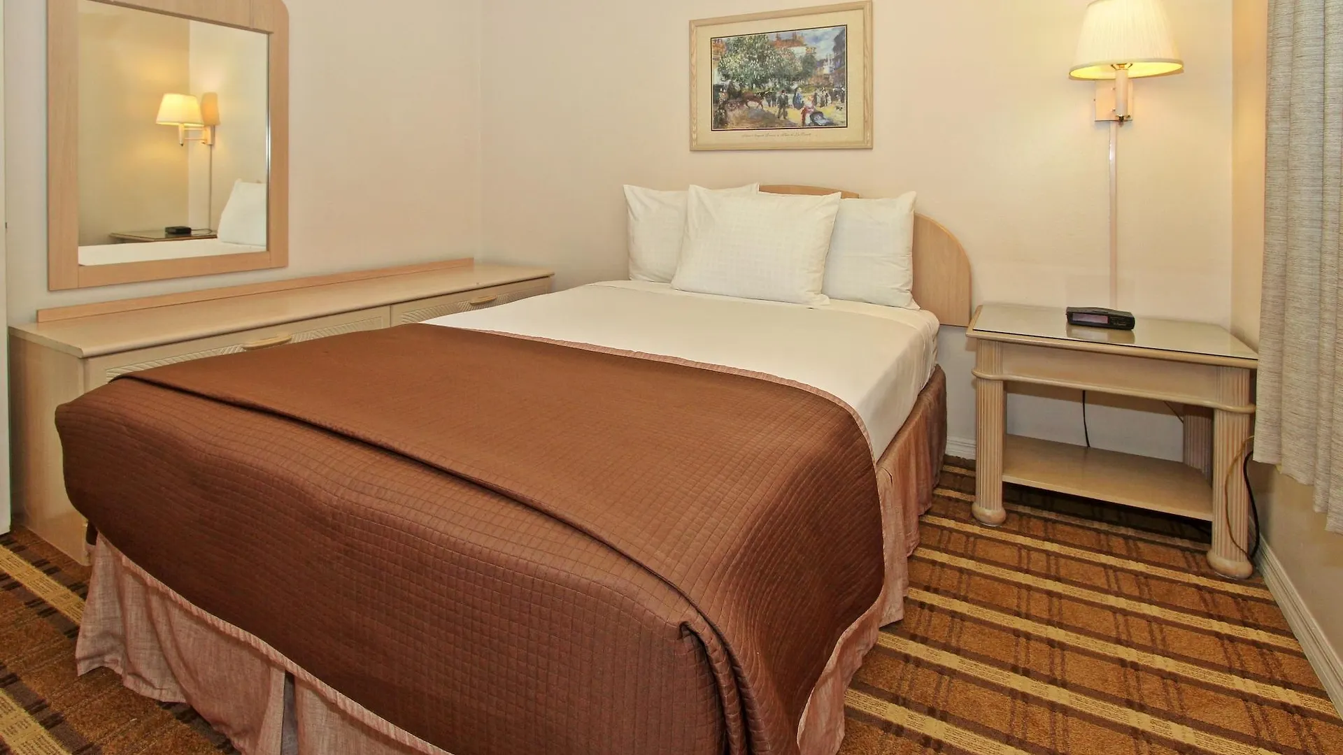 Super 8 By Wyndham Motel