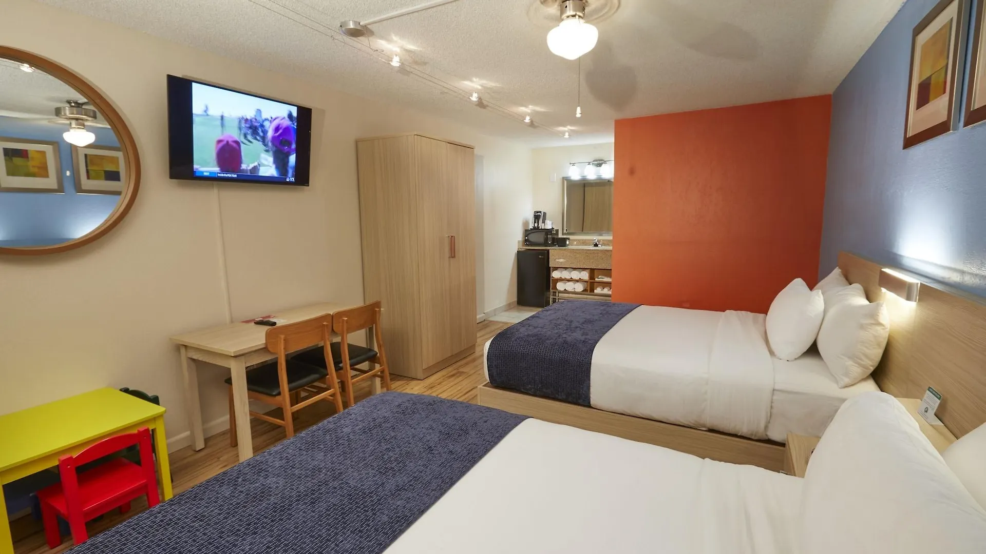 Hotel Ramada By Wyndham Flamingo Water Park Kissimmee