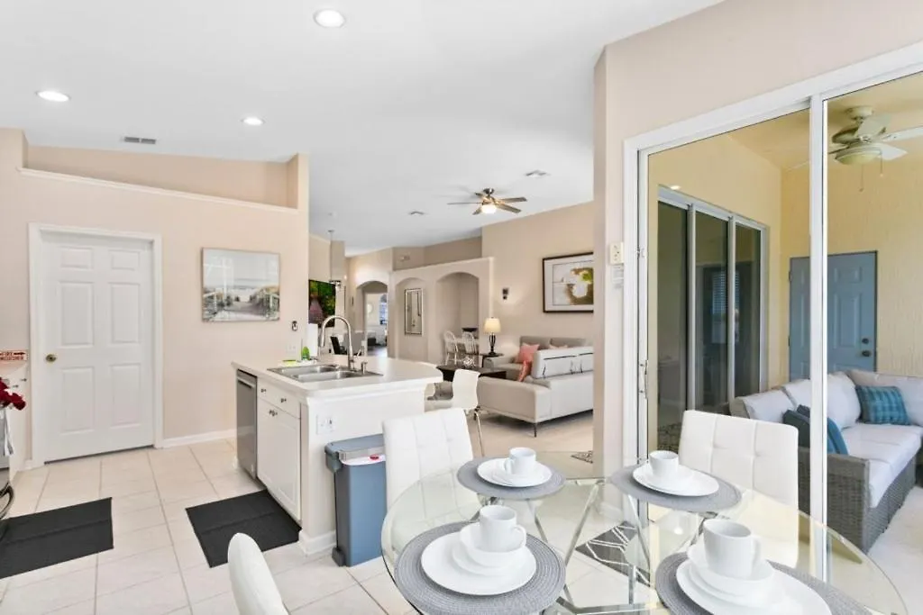 South Facing Pool 4 Bedroom 3 Bath 빌라 키시미
