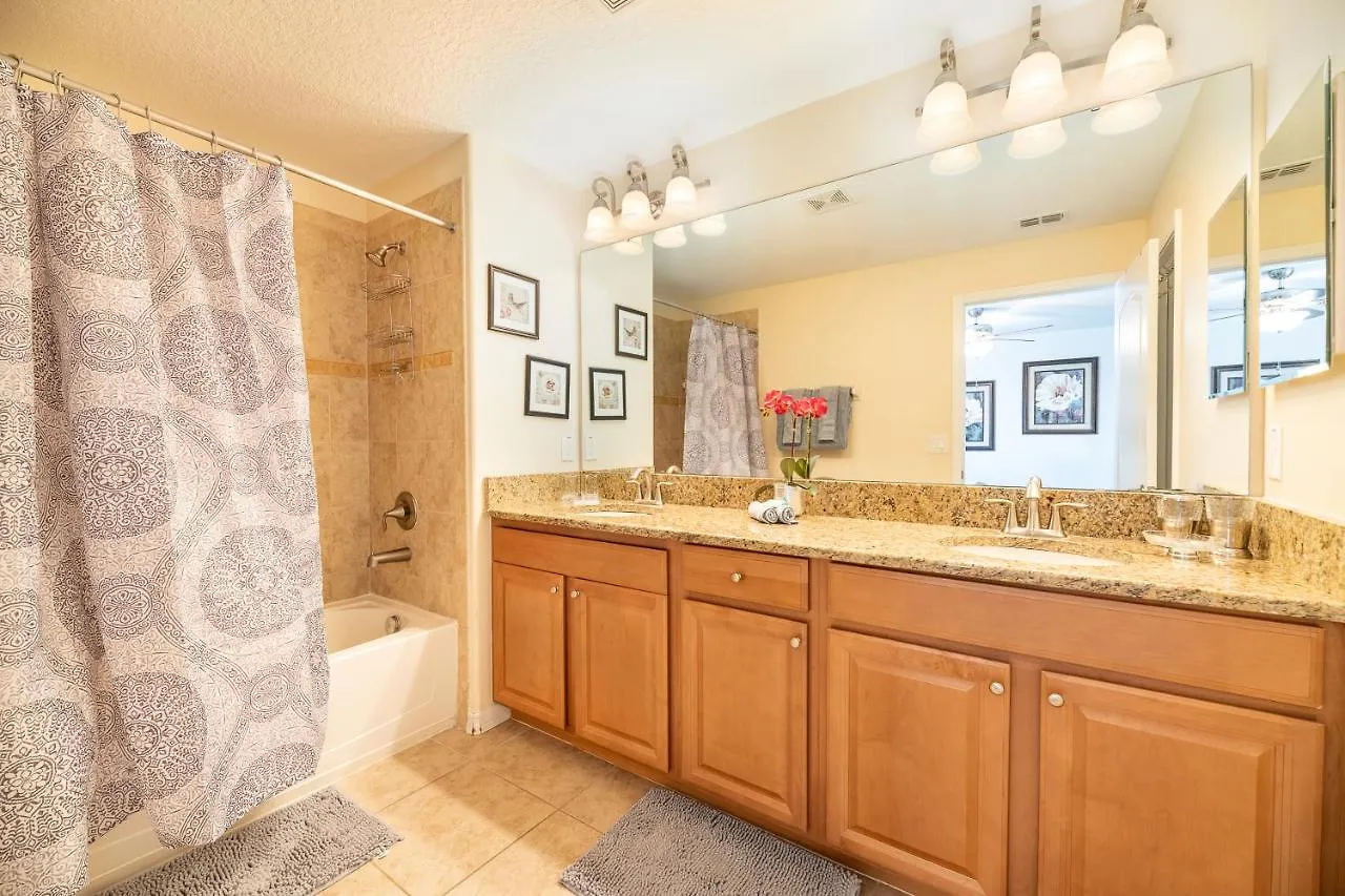 Lost In Paradise-cozy Townhouse, Private Heated Pool, Bbq *