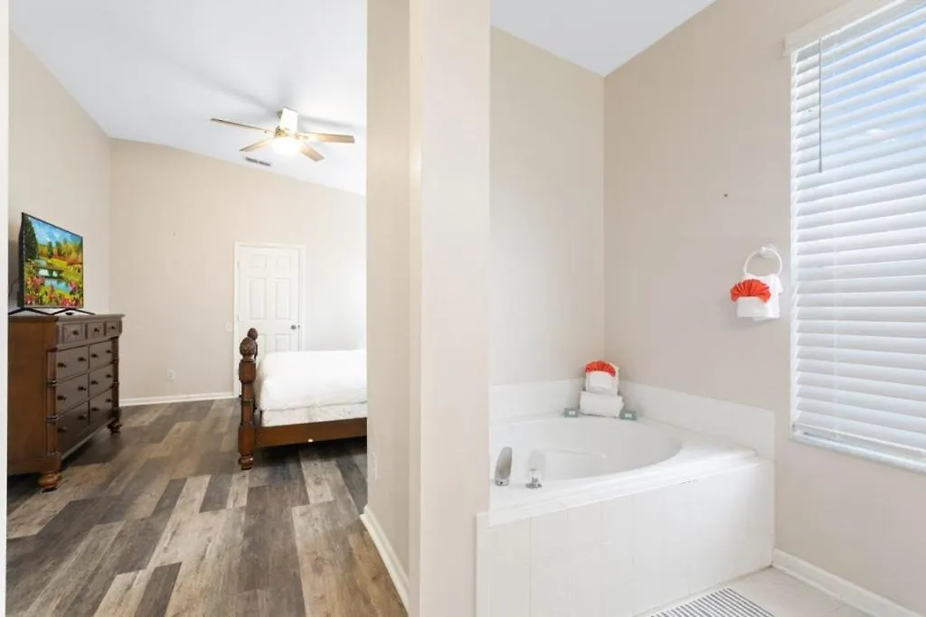 South Facing Pool 4 Bedroom 3 Bath * 키시미