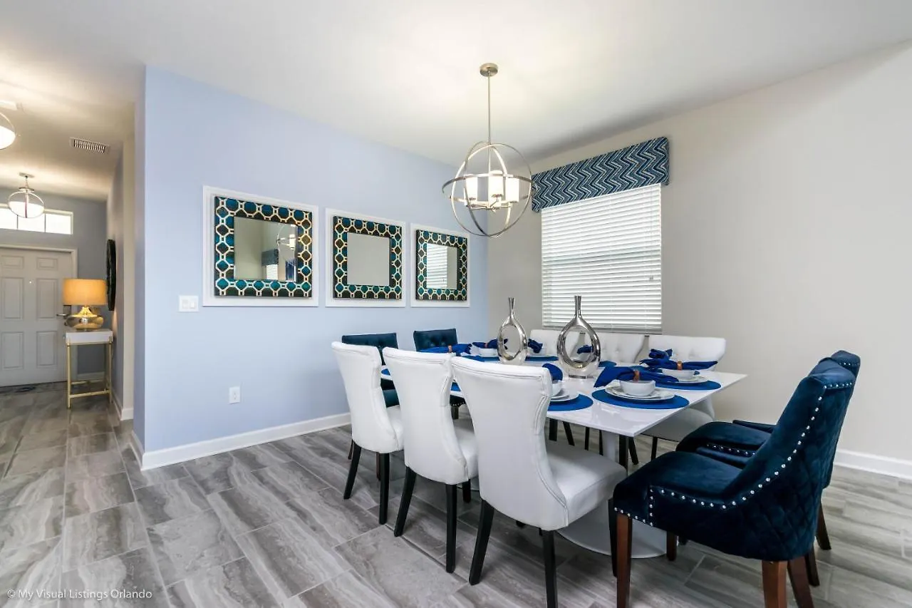Holiday home Beautiful Wprivate Pool & Spa, Near Wdw