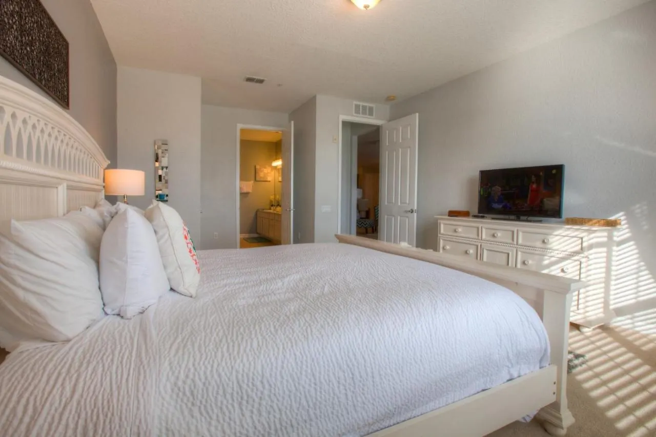 Apartament Stunning Lakeview Wprivate Balcony
