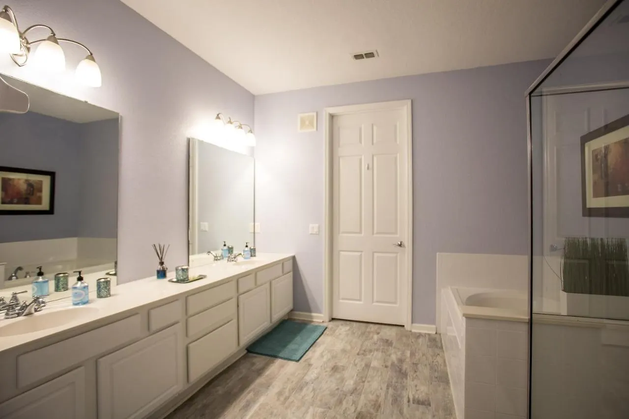 Luxury Vacation In Gorgeous Vista Cay Apartment *