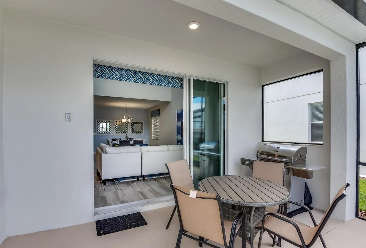 Holiday home Beautiful Wprivate Pool & Spa, Near Wdw
