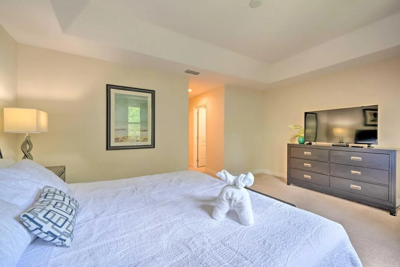Davenport With Yard, Near Golf And Shopping! קיסימי