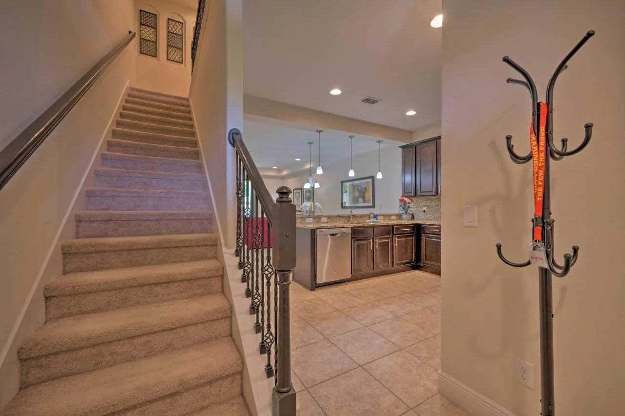 בית נופש Davenport With Yard, Near Golf And Shopping! *