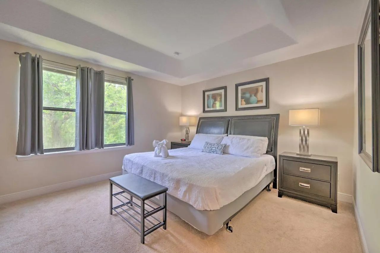 Davenport With Yard, Near Golf And Shopping! קיסימי