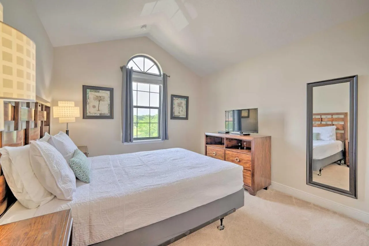 בית נופש Davenport With Yard, Near Golf And Shopping! קיסימי