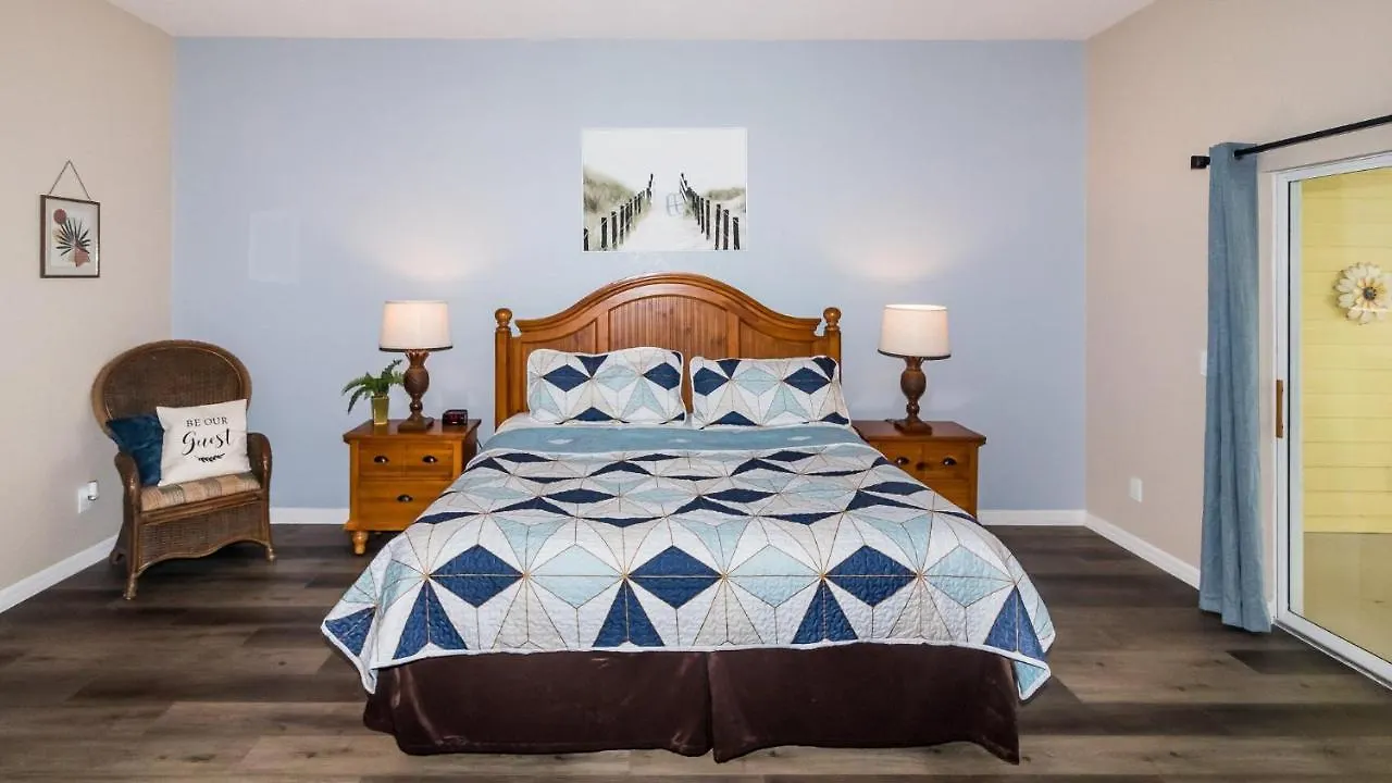 Grand Getaway At Bahama Bay Holiday home