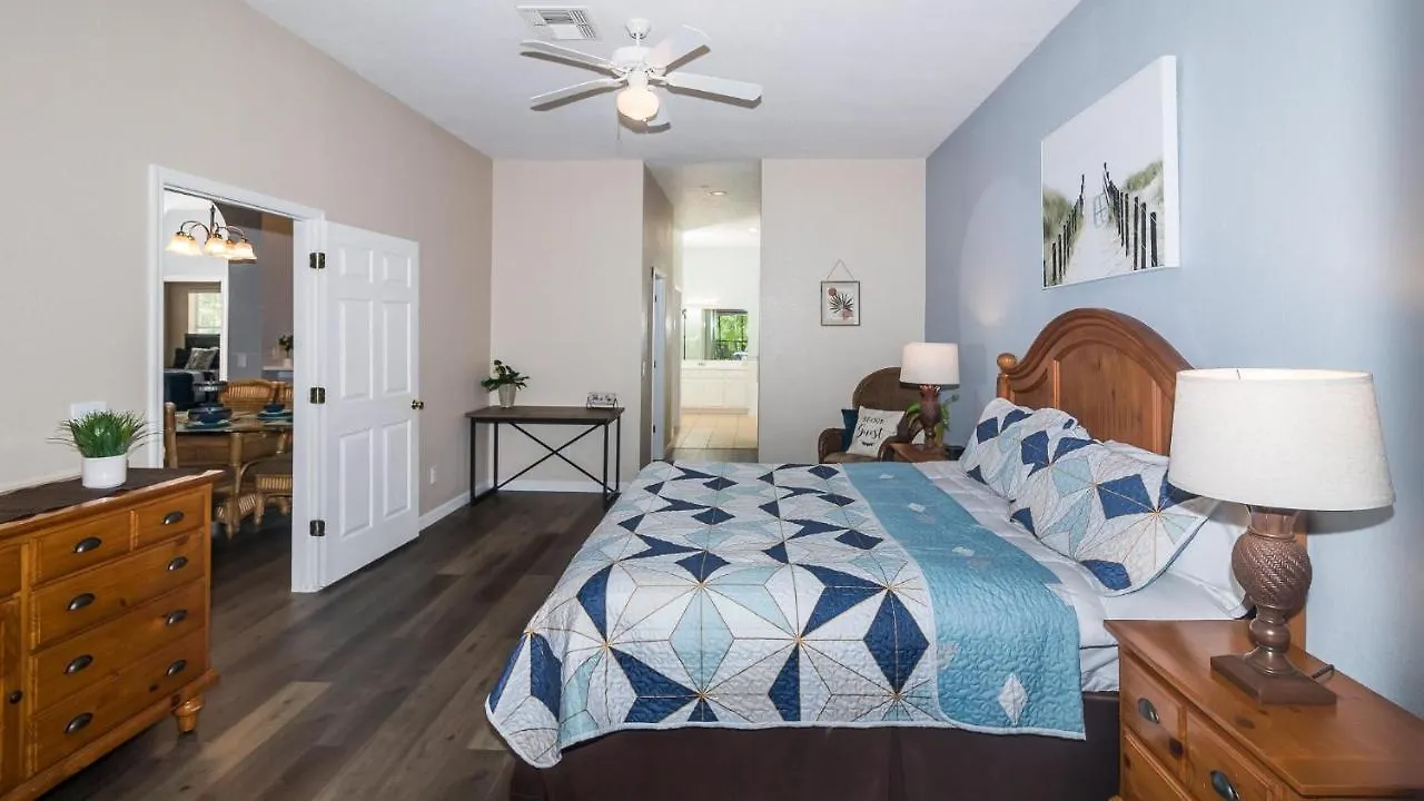Grand Getaway At Bahama Bay Holiday home *