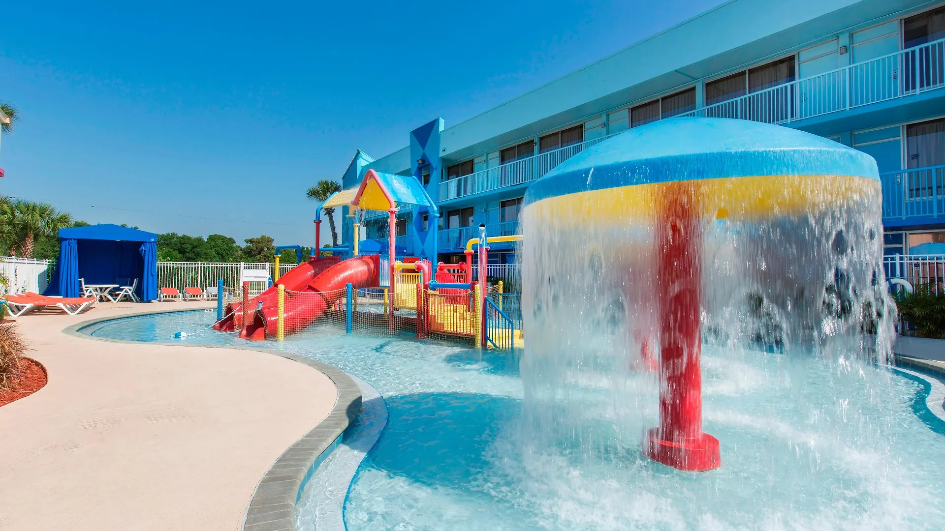 Ramada By Wyndham Flamingo Water Park