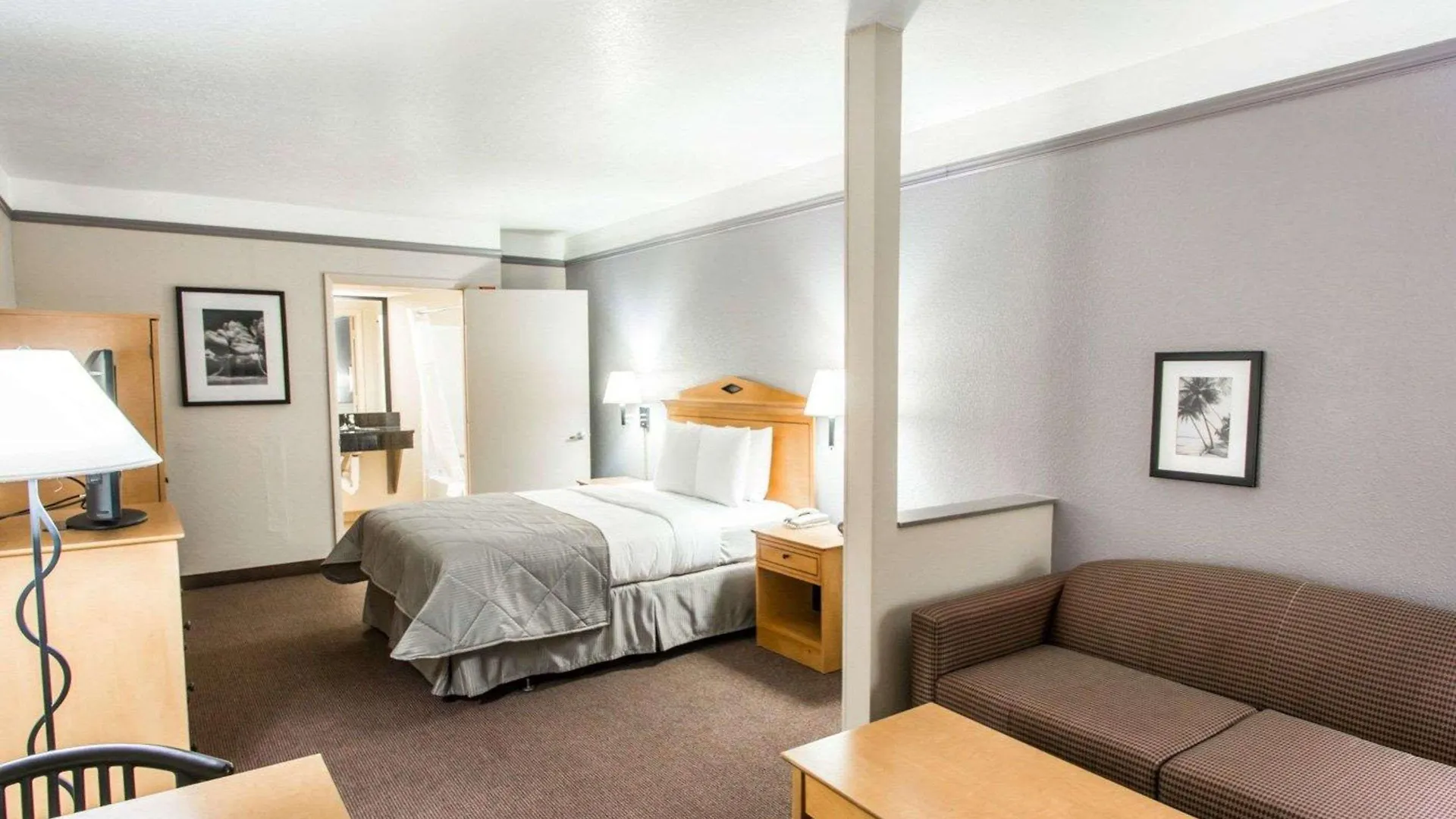 Maingate Garden Hotel