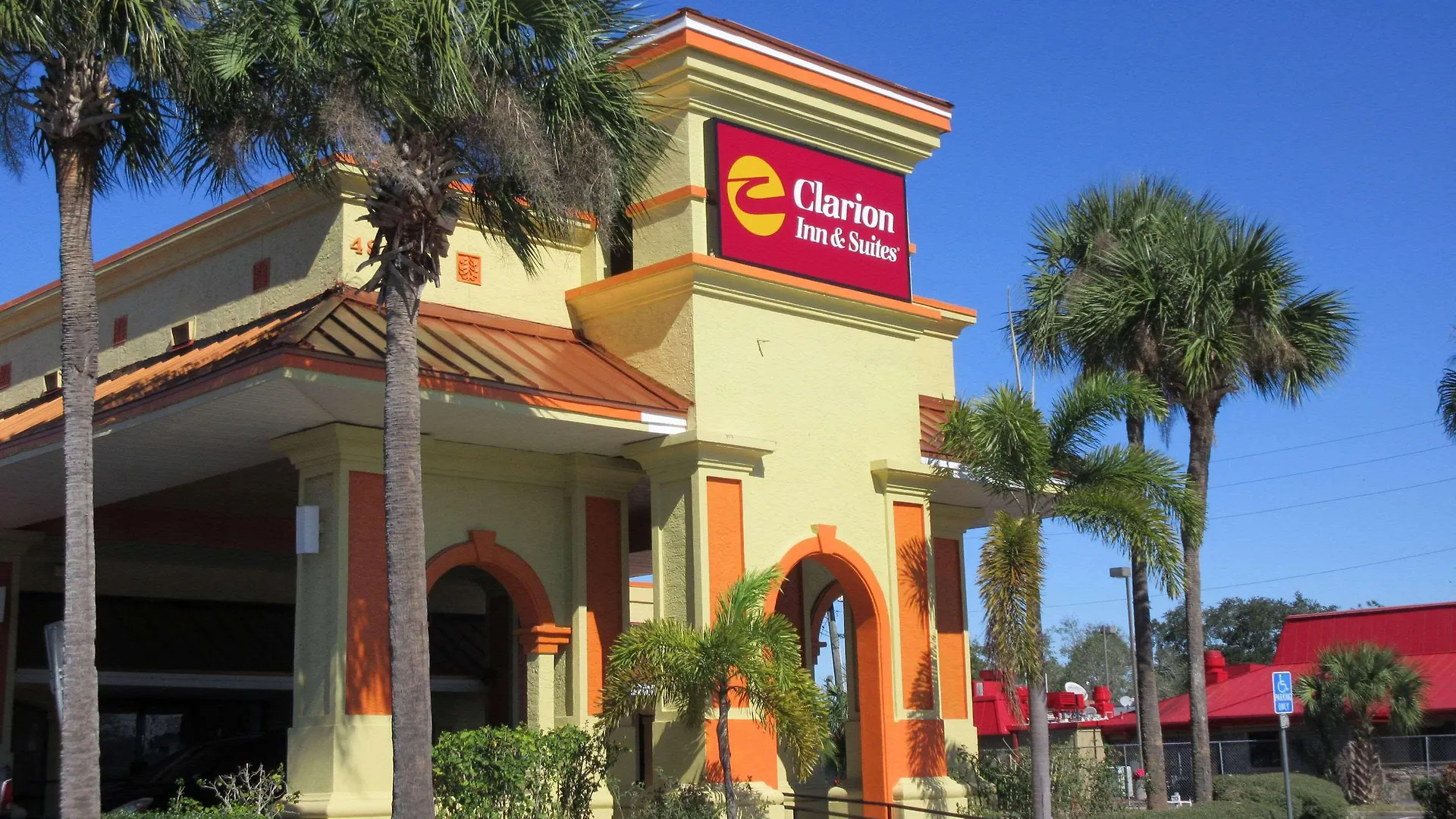 Clarion & Kissimmee-lake Buena Vista South Hotel Kissimmee