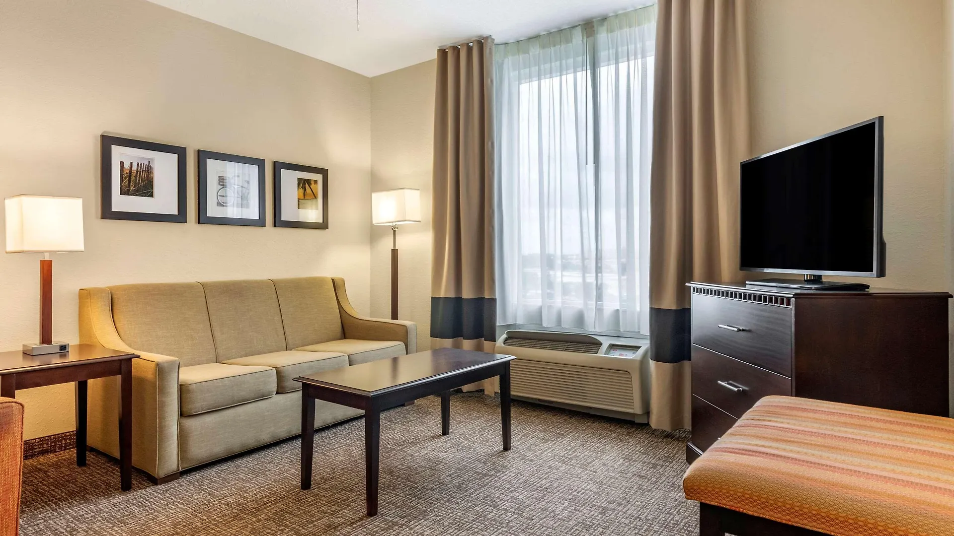 Hotel Comfort Maingate East 3*