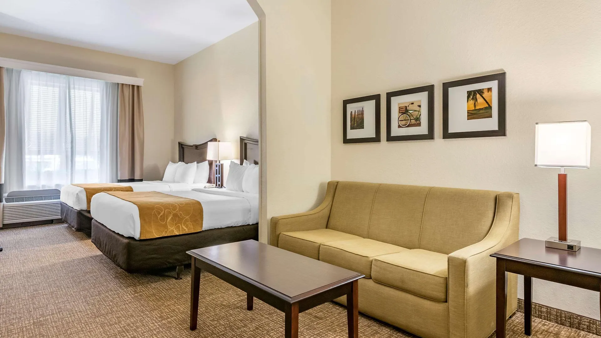 Comfort Maingate East Hotel 3*
