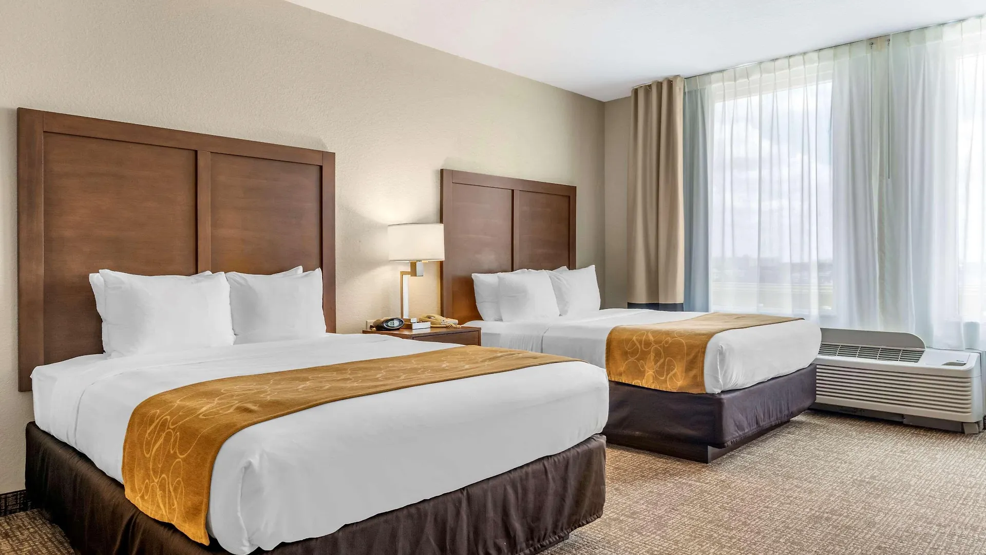 Hotel Comfort Maingate East 3*