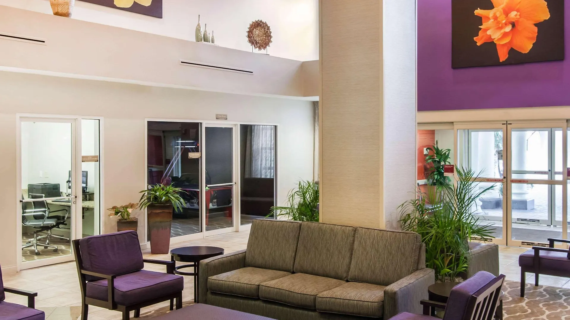Hotel Comfort Maingate East