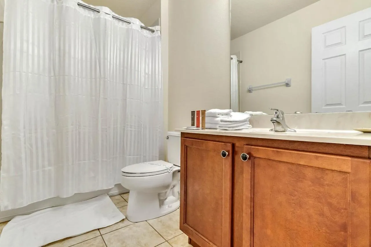 6 Bedrooms - 4 Bathrooms - Veranda Palms 4457 Np Holiday home
