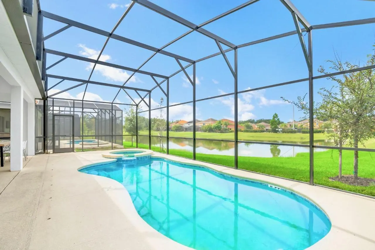 9br Family W Pool Hot Tub- Near Nyaraló *