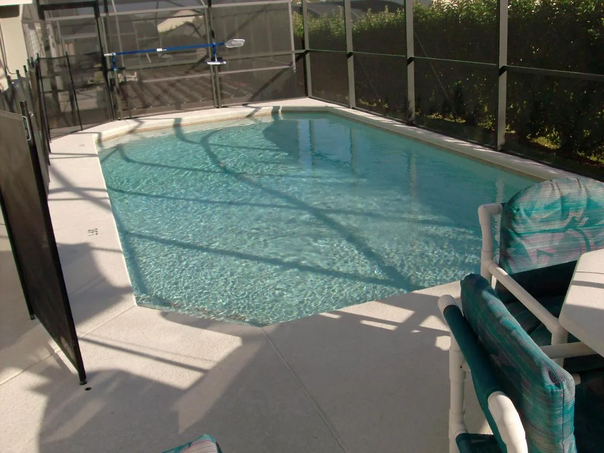 3 Bedroom Executive With Private Pool And Four Corners